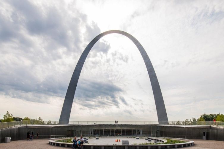 Hendrick Architectural – Stainless Steel Wall Panels