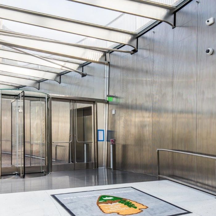 Hendrick Architectural – Stainless Steel Wall Panels