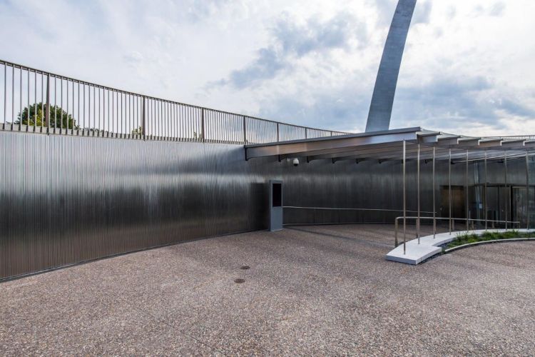 Hendrick Architectural – Stainless Steel Wall Panels