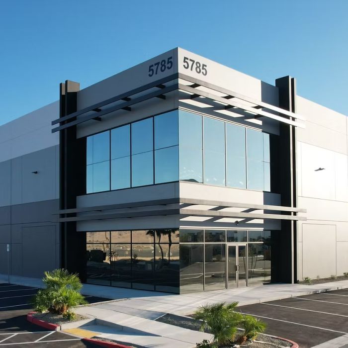 TIPS – Insulated Concrete Tilt-up Panels